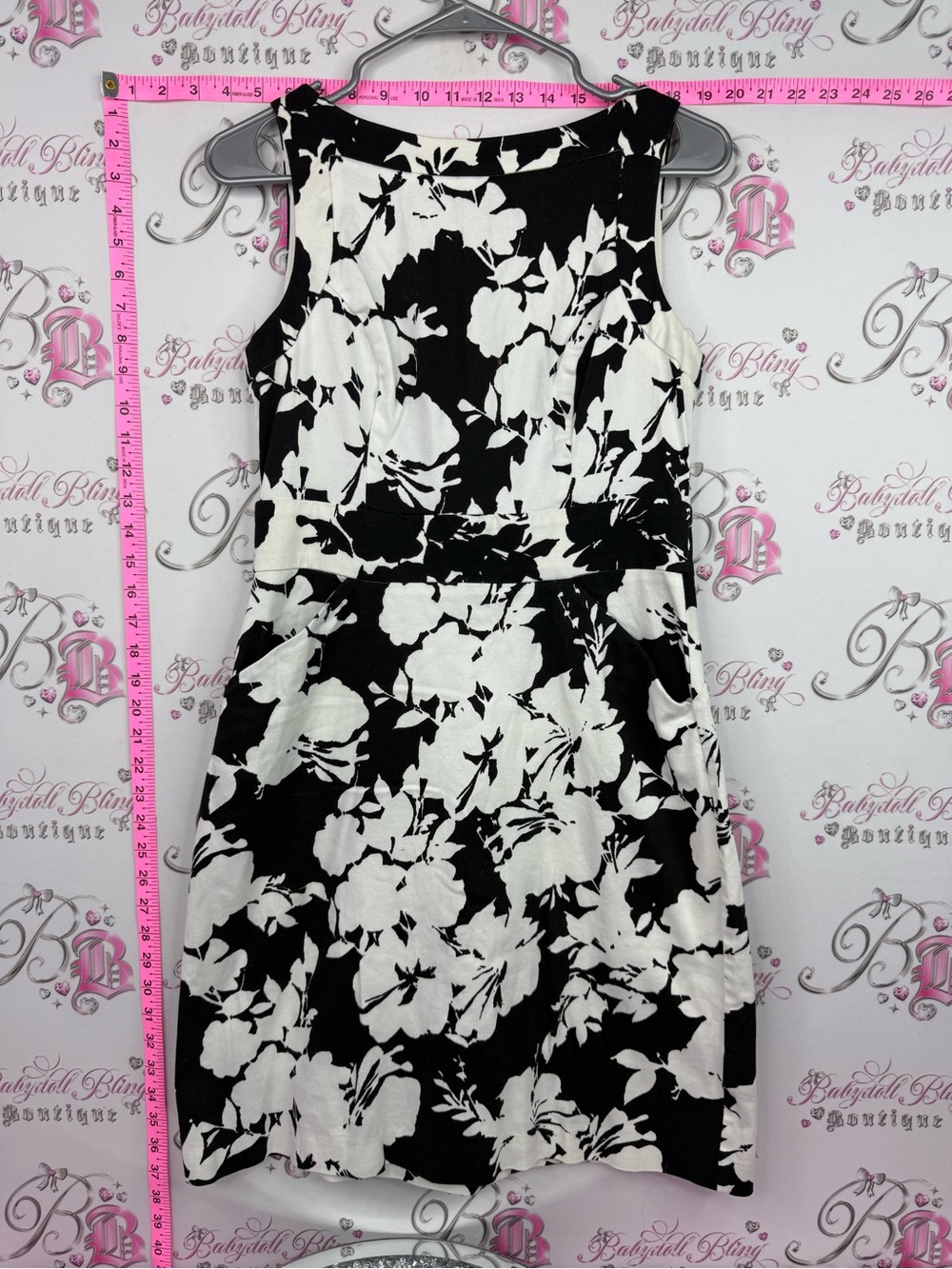 Chaps dress flower Black and White Floral Sleeveless Dress
